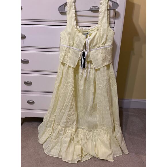 Fashion Nova NWT Butter Yellow Two Piece Maxi Skirt Crop Top Size Medium Indie - Picture 4 of 8
